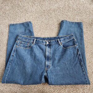Levi's 550 Relaxed Fit Medium Wash Blue Jeans